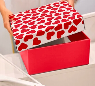 Premium Gift Box- Red Hearts 